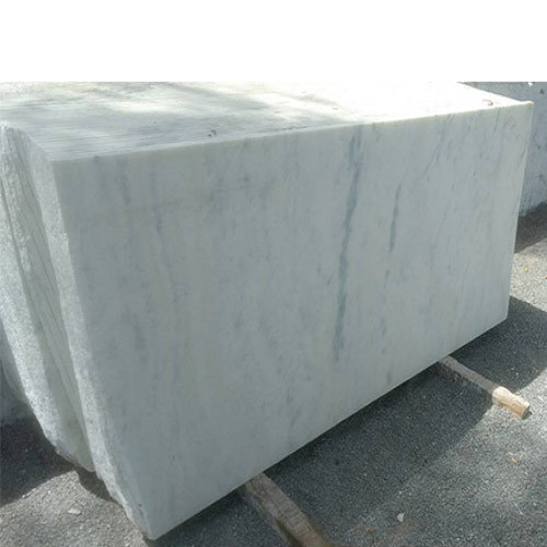 talai-white-marble-slabs-500x500